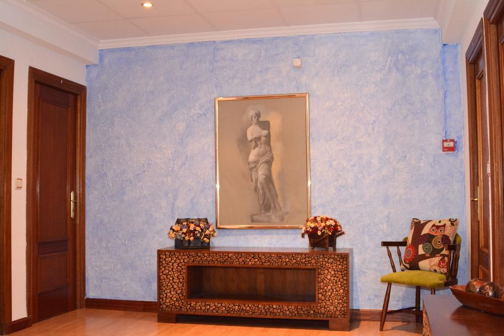 Hostal Gastrobar Carmelo Villarejo de Salvanes Exterior photo